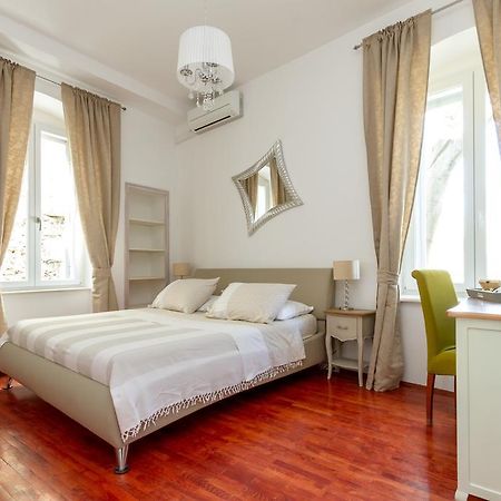 Rooms & Apartments Matkovic Split Exterior photo