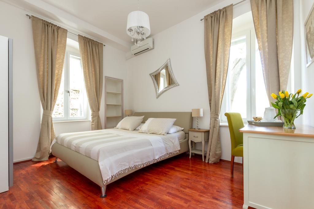 Rooms & Apartments Matkovic Split Exterior photo